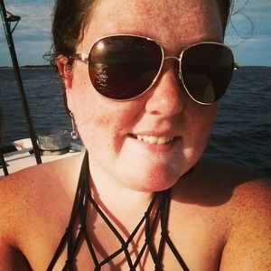 Meet your Posher, Laken